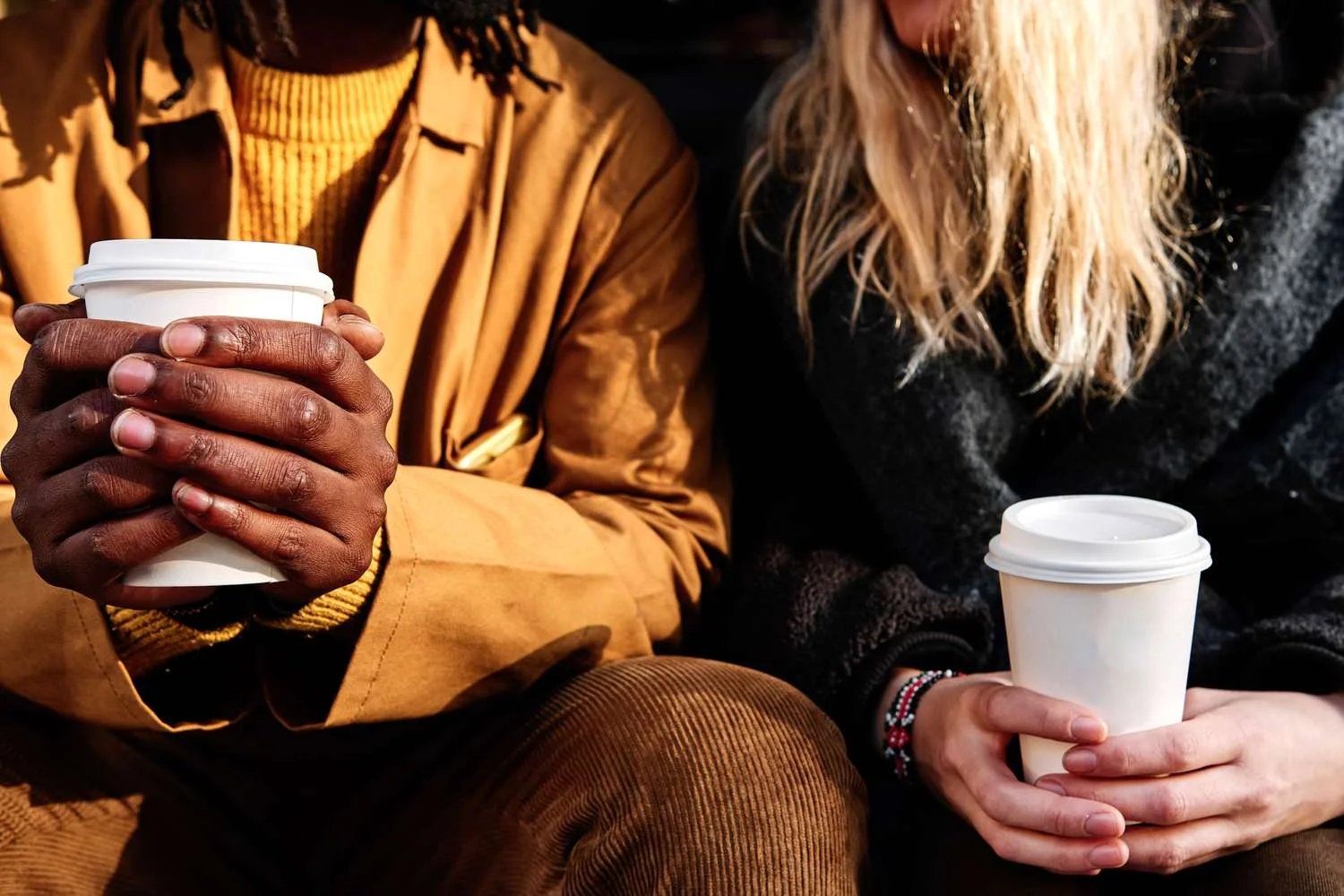 Starbucks Is Officially The Holiday Meet - صورة مميزة صورة مميزة: Starbucks Is Officially The Holiday Meet