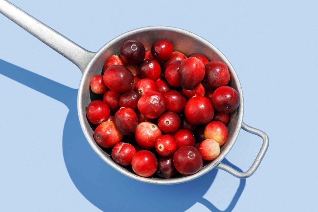 What Happens To Your Body When You Eat Cranberries Regularly - صورة مميزة صورة مميزة: What Happens To Your Body When You Eat Cranberries Regularly