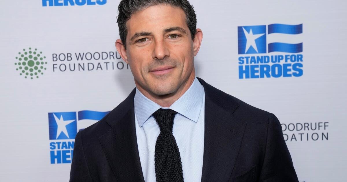 ABC News correspondent Mat Gutman heads to CBS