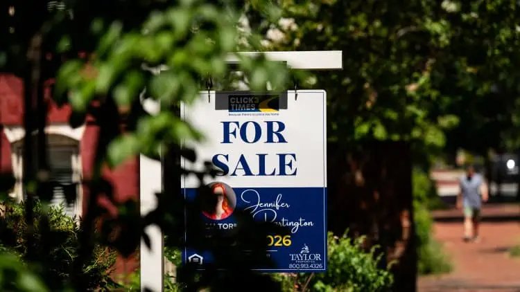 What the Q4 2025 CNBC Housing Market Survey tells us about US home prices